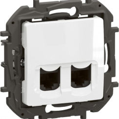 Розетка 2xRJ45 cat.5e UTP цвят Бял Niloe New Legrand