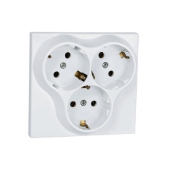 Троен контакт шуко Atra Класик 3, бял