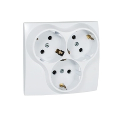 Троен контакт шуко Atra Класик 9, бял