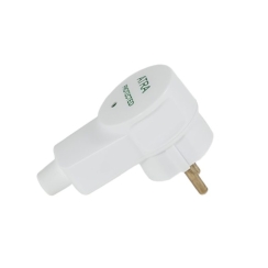 Щепсел Atra със защита, 16A